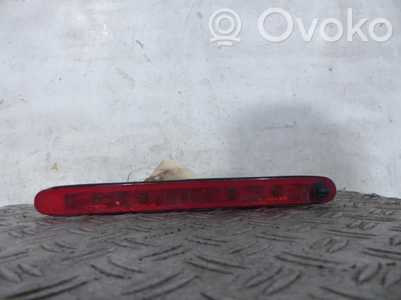 Suzuki Alto Trzecie światło stop 