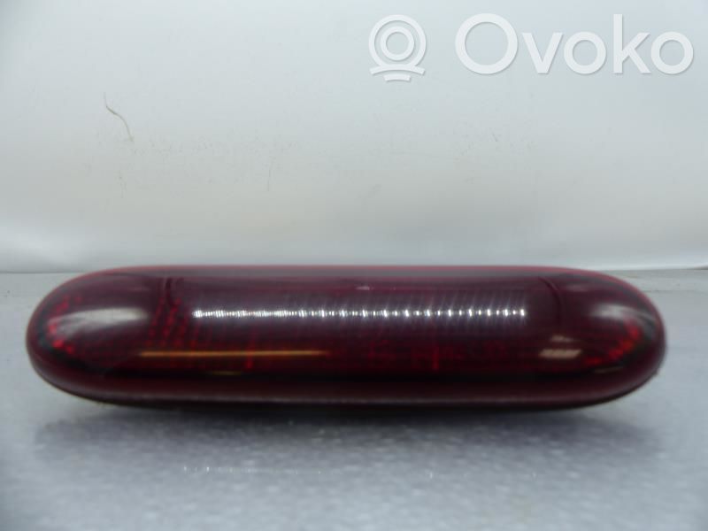 Kolmas/lisäjarruvalo   7700847733