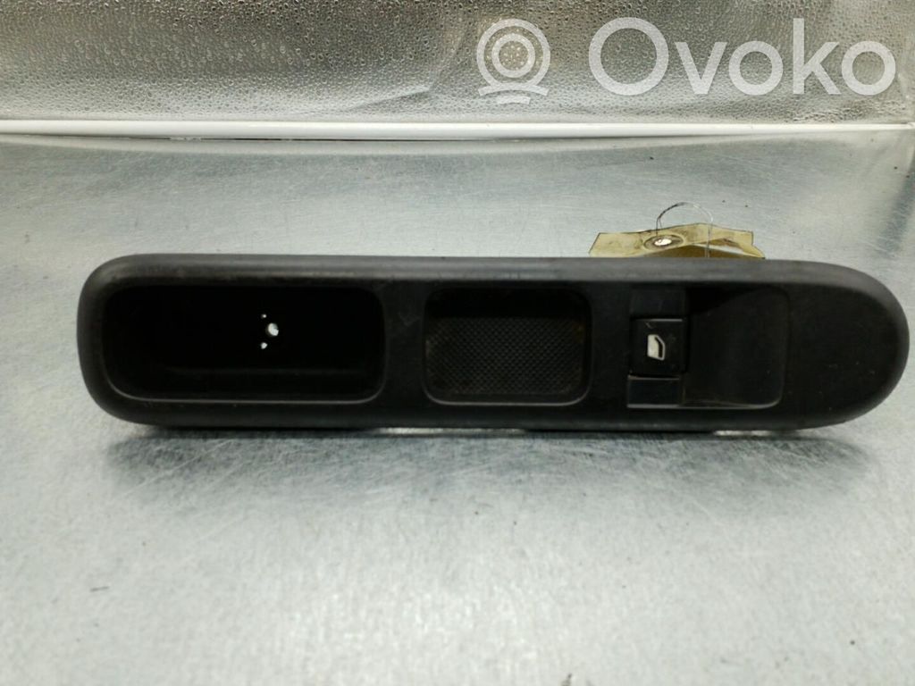 Interrupteur commade lève-vitre   6490X3