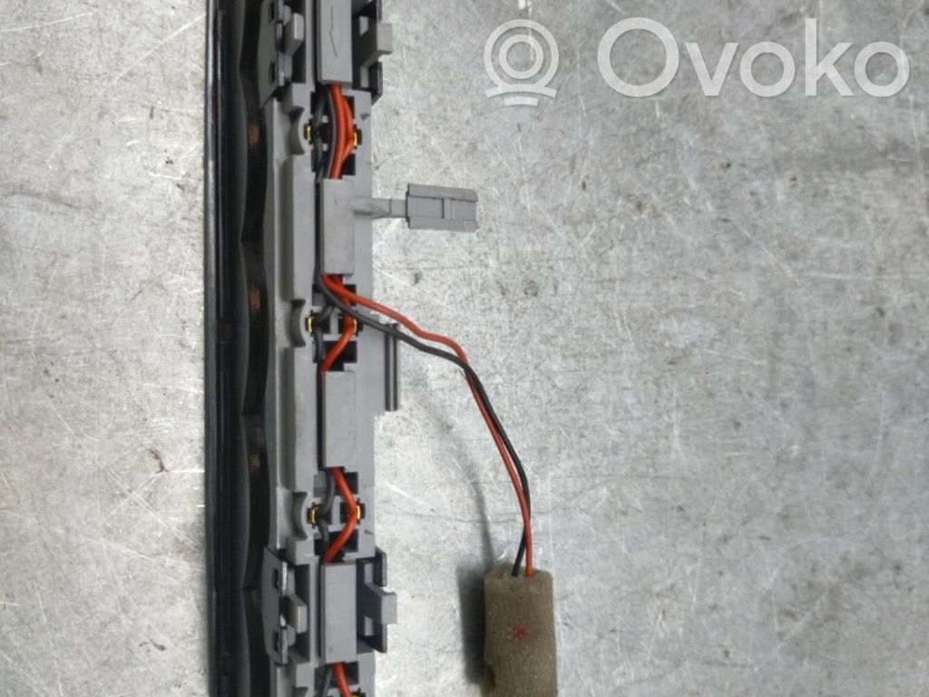 Chevrolet Spark Third/center stoplight 