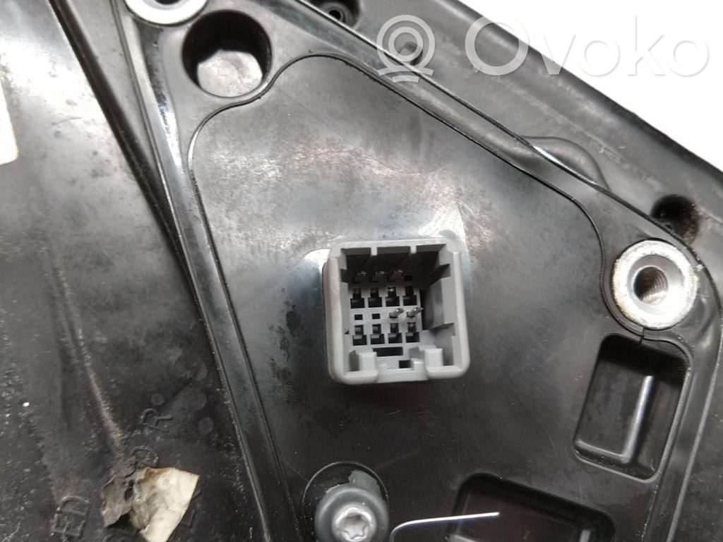 Spogulis (mehānisks)   876201H155