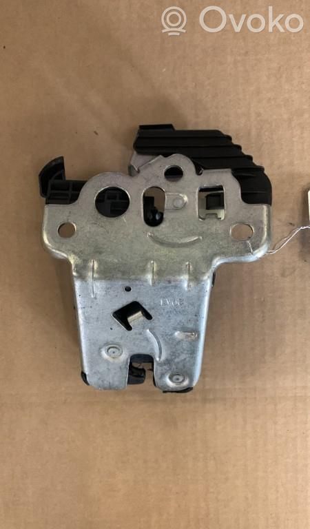 Tailgate/trunk/boot lock/catch/latch   8R0827505A