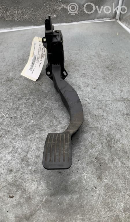 Accelerator throttle pedal   00001601AC