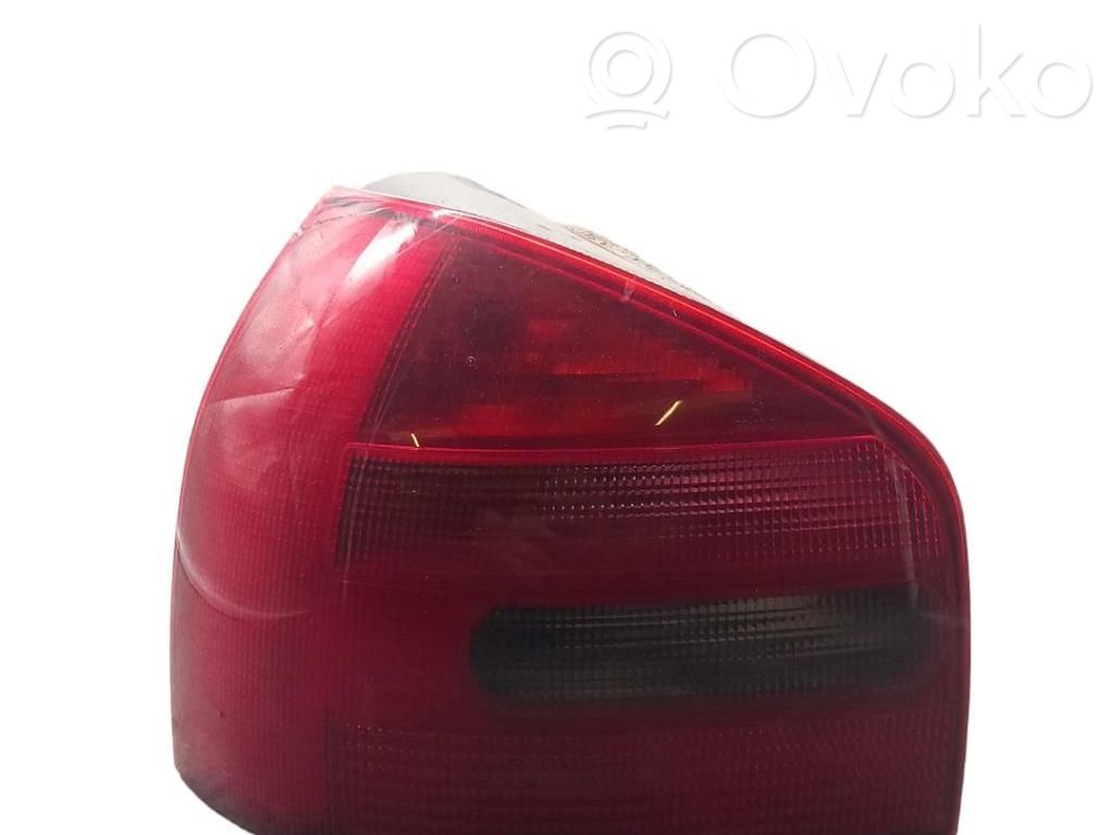 Takavalot   8L0945095A