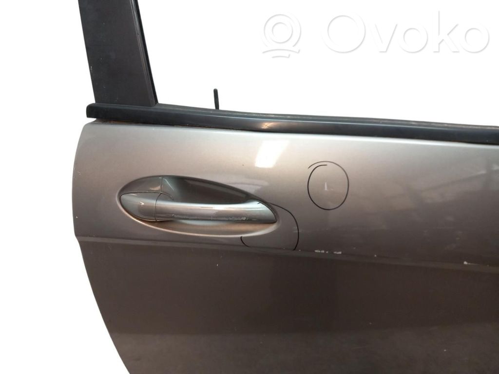 Mercedes-Benz A W169 Puerta delantera
