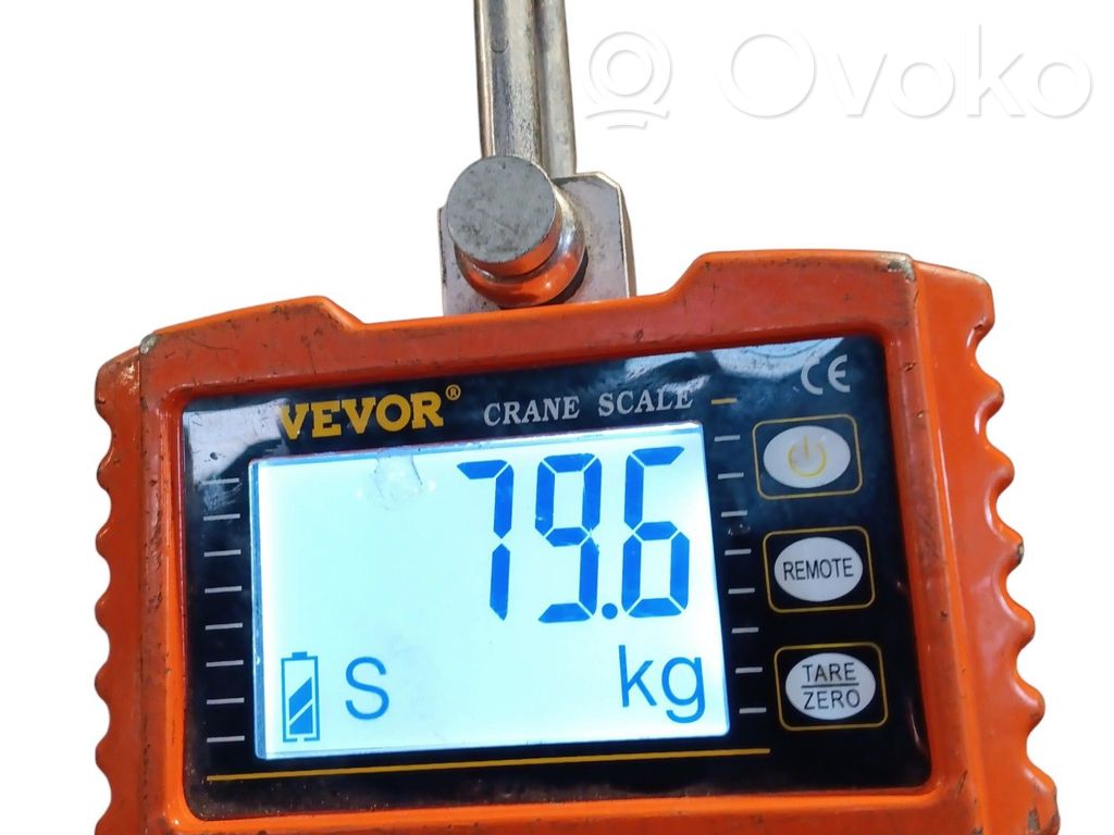 Variklis   8201730059