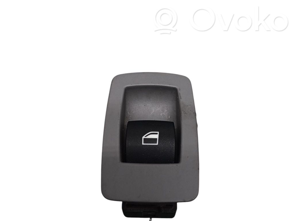 Elektrisko logu slēdzis   61313448654