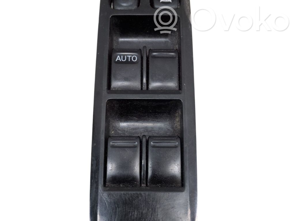 Electric window control switch   25401AV640