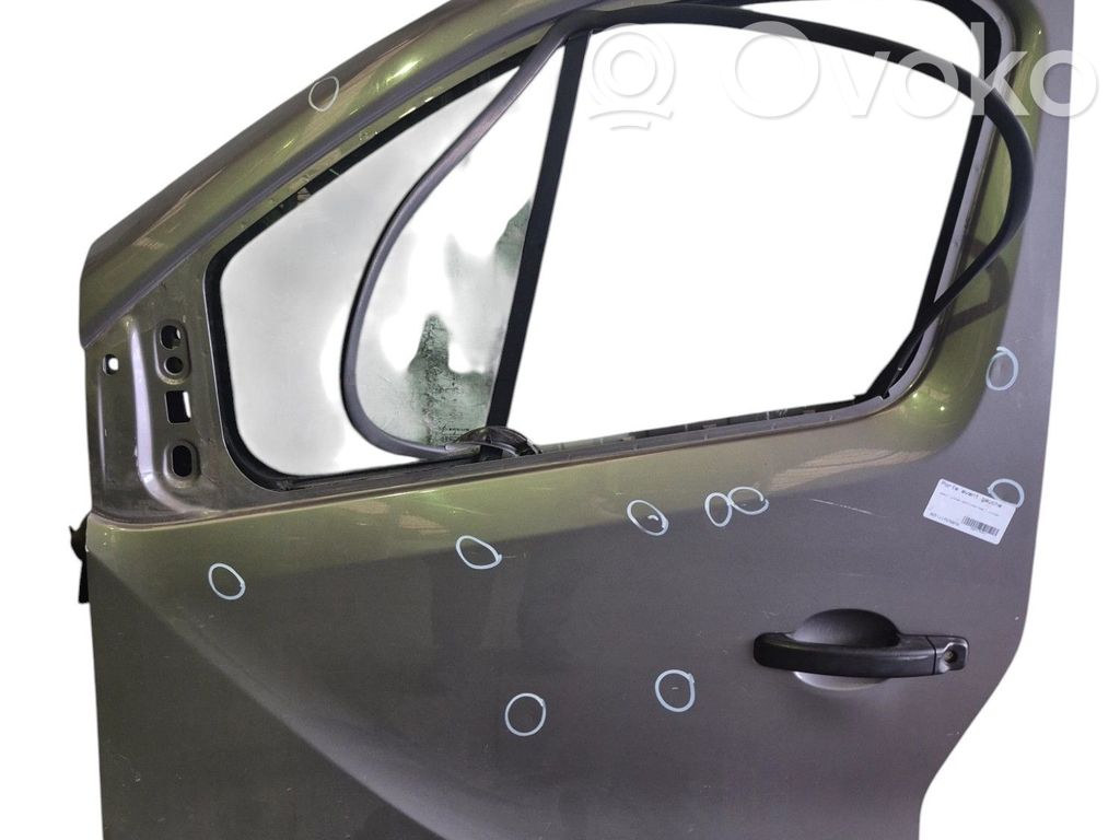 Renault Trafic III (X82) Front door 