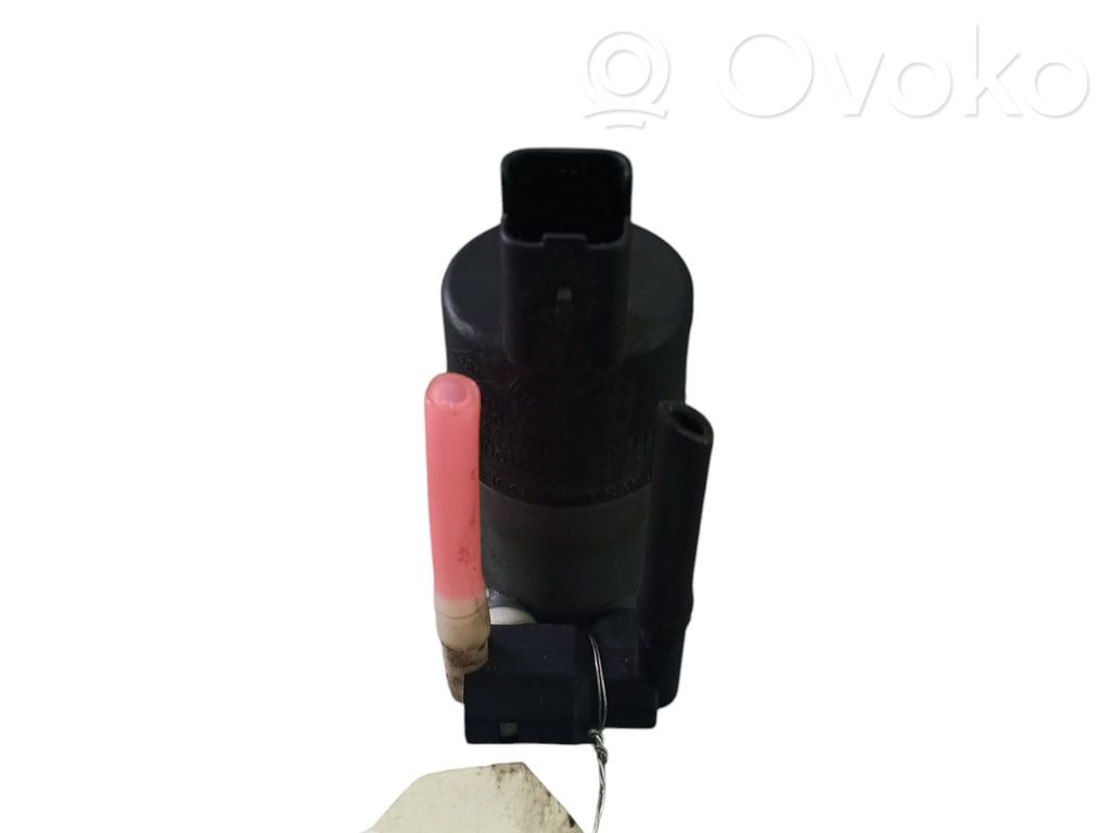 Windscreen/windshield washer pump   28920BU010