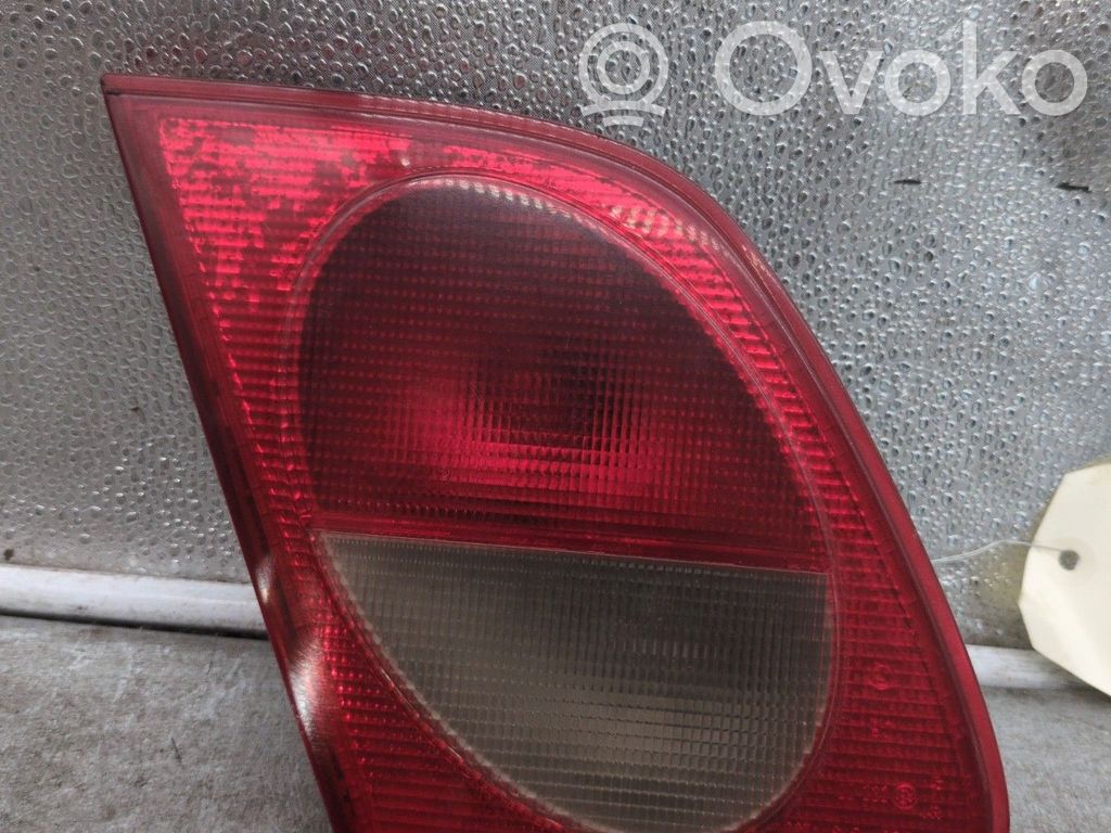 Mercedes-Benz E W210 Lampă spate în capacul portbagajului 