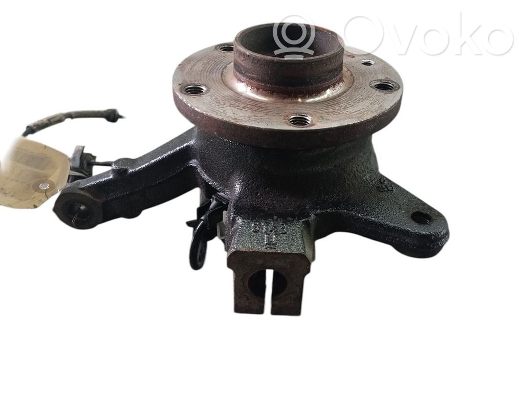 Front wheel hub spindle knuckle   8200755590