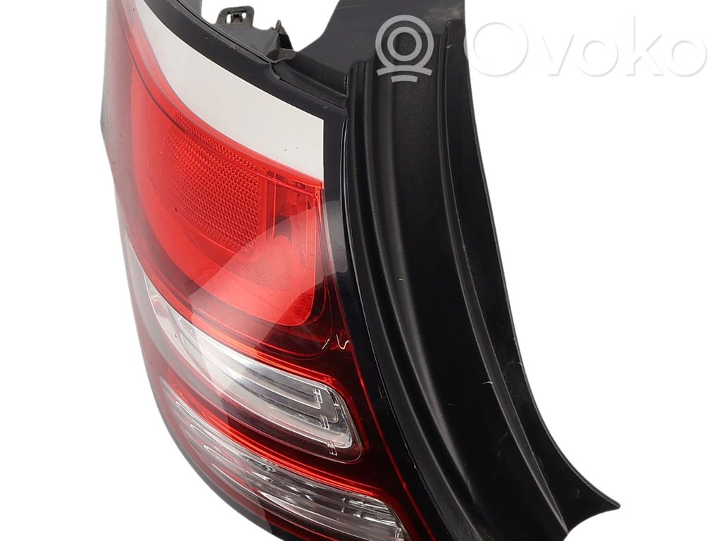 Rear/tail lights   9803928880