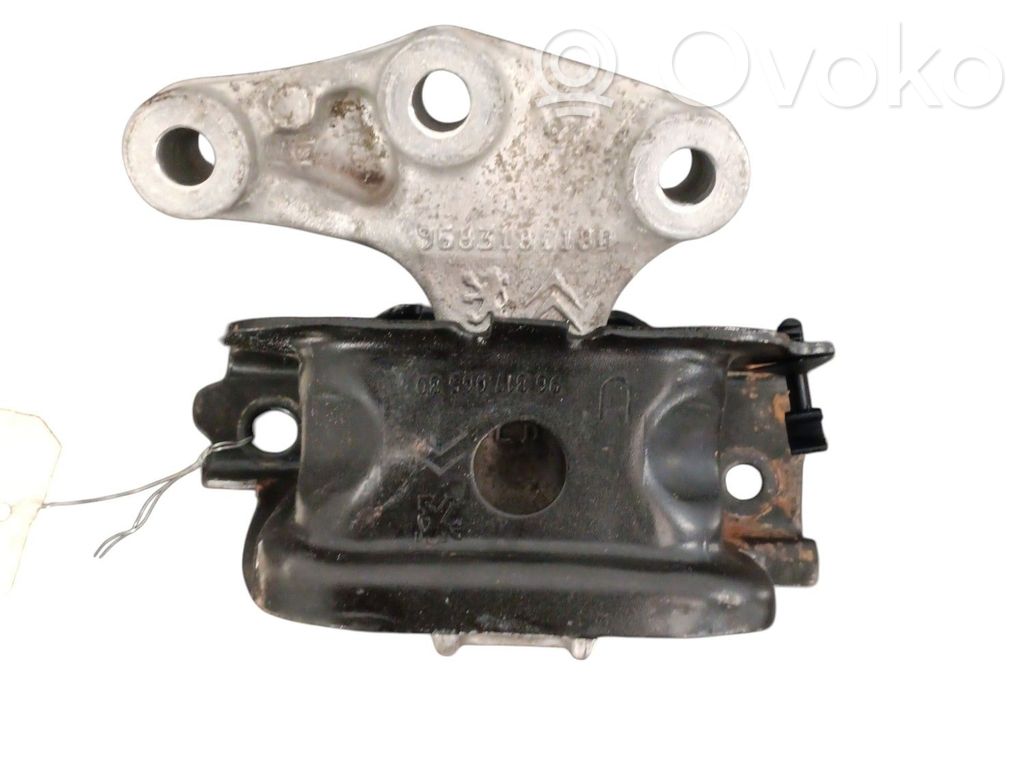 Peugeot 207 Engine mount bracket 