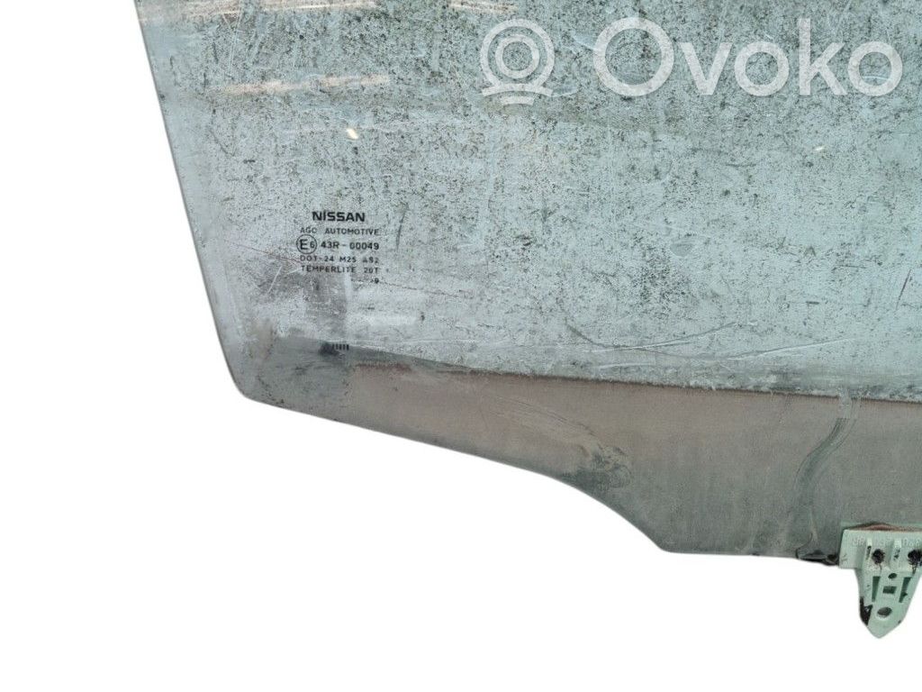 Nissan Qashqai Szyba drzwi przednich