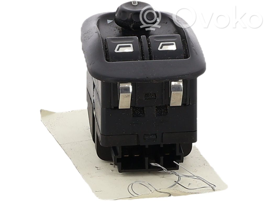 Electric window control switch   6554WA