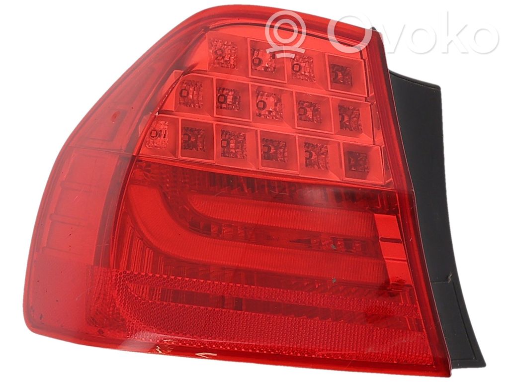 Rear/tail lights   63217289425