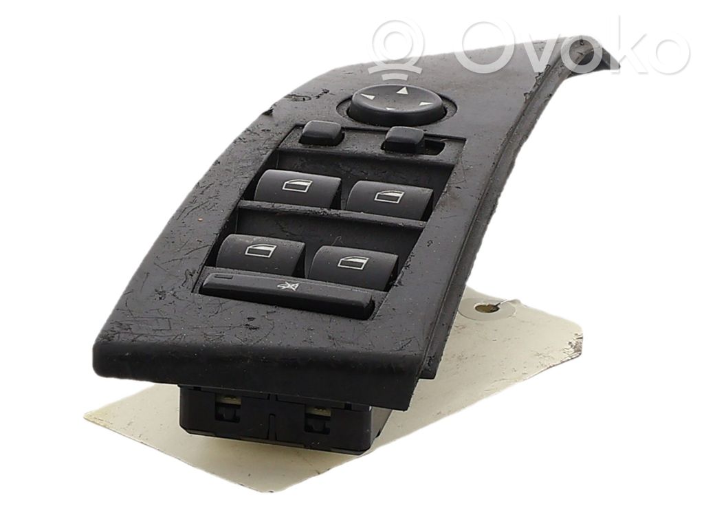 Elektrinių langų jungtukas   61316951920