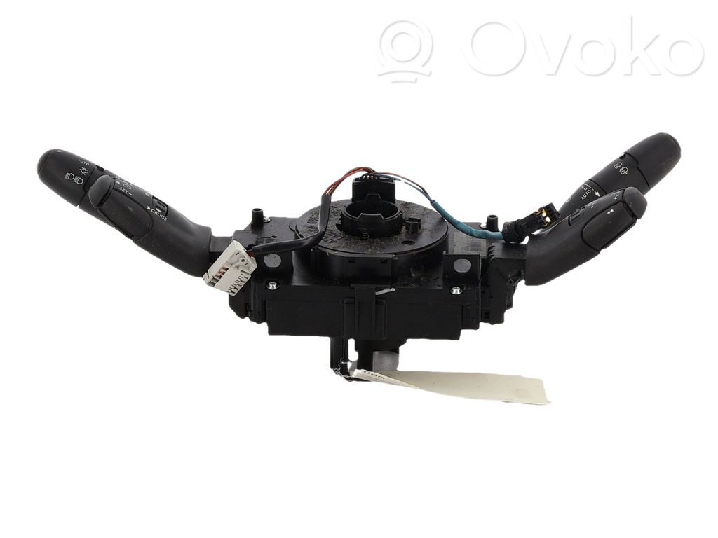 Peugeot 207 Interruptor/palanca de limpiador de luz de giro 