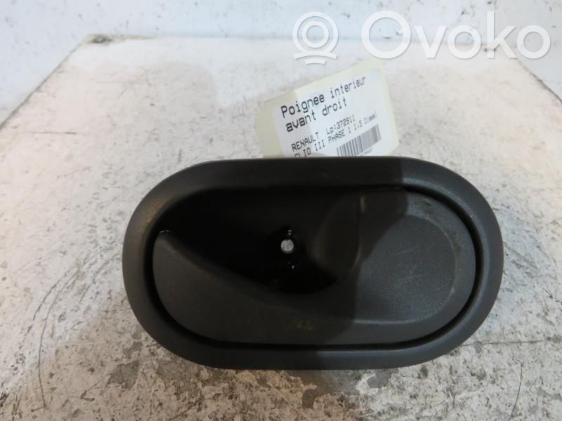 Renault Clio III Manecilla interna puerta delantera 
