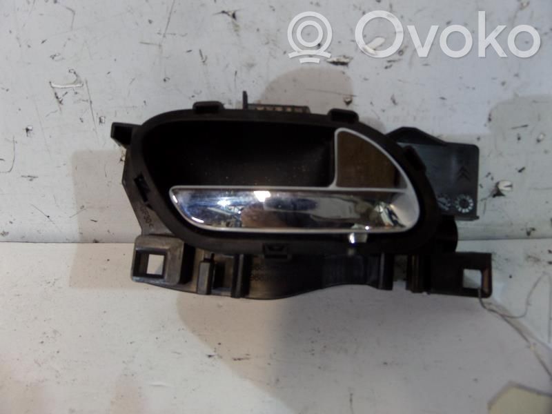 Manecilla interna puerta trasera   96834460VV