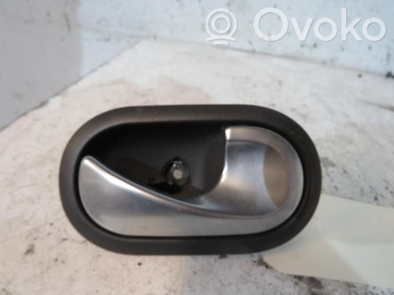 Renault Modus Manecilla interna puerta trasera 