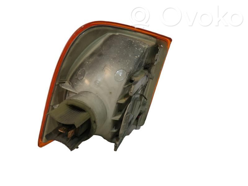Audi 100 200 5000 C3 Seitenblinker 