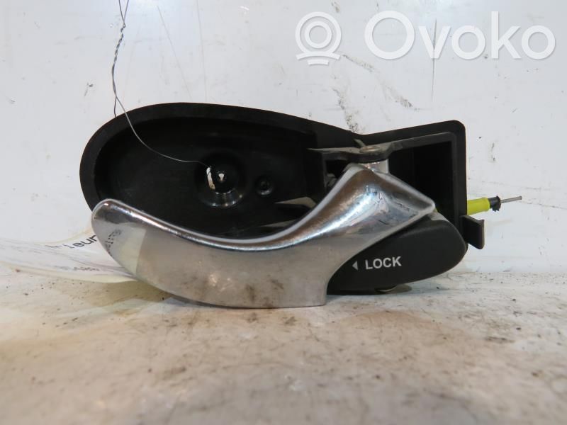 Ford Focus Manecilla interna puerta delantera 