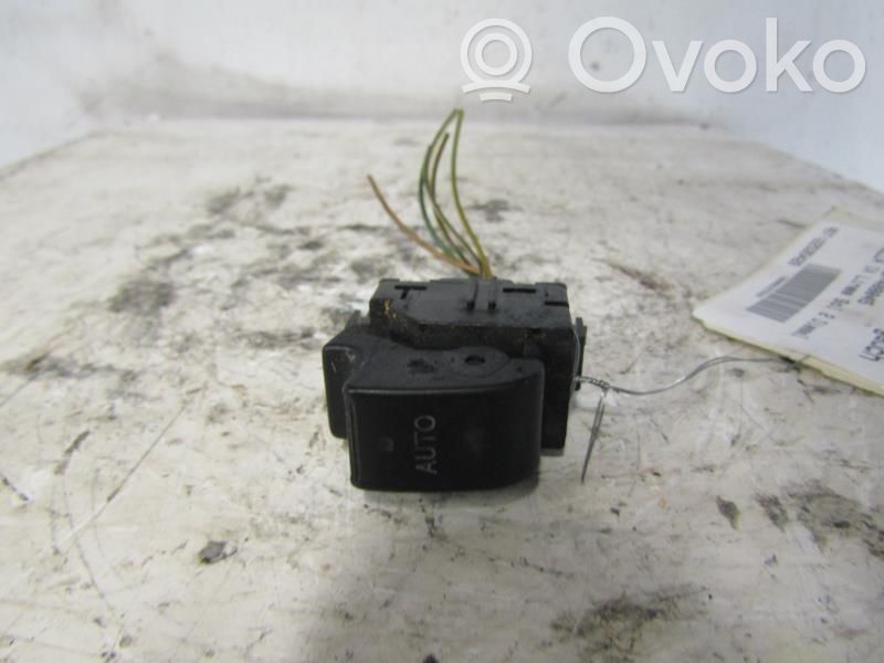 Interruptor del elevalunas eléctrico   8481002041