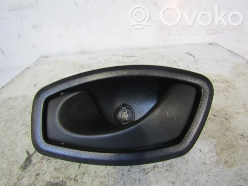 Manecilla interna puerta delantera   806710001R