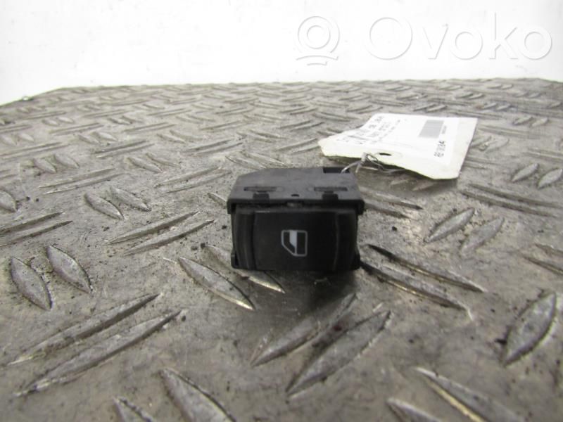 Interruptor del elevalunas eléctrico   3B0959855