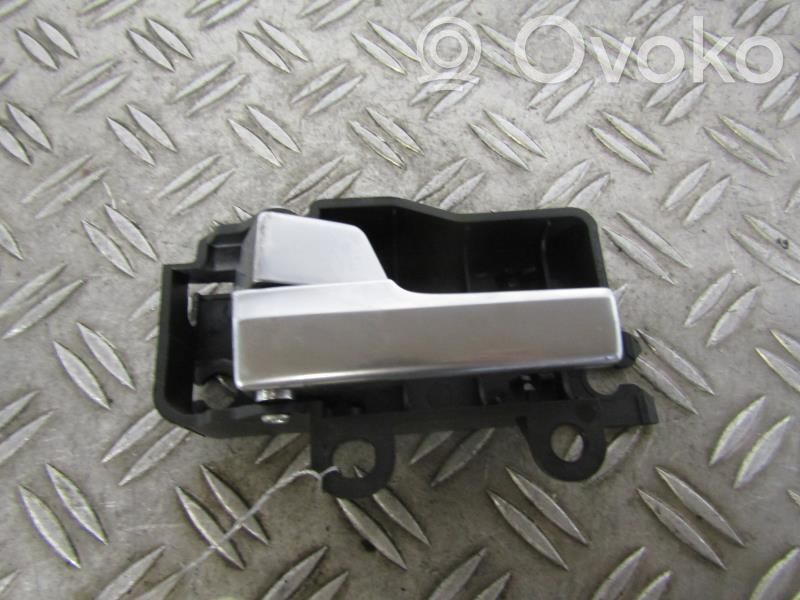 Ford C-MAX I Manecilla interna puerta delantera 