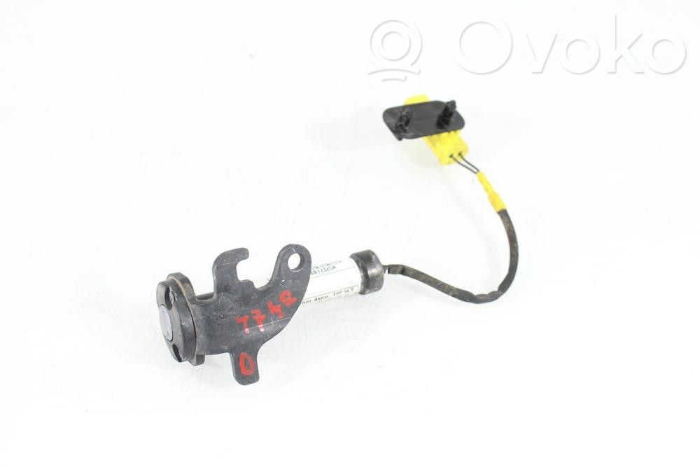 BMW 2 F22 F23 Încuietoare capotă 