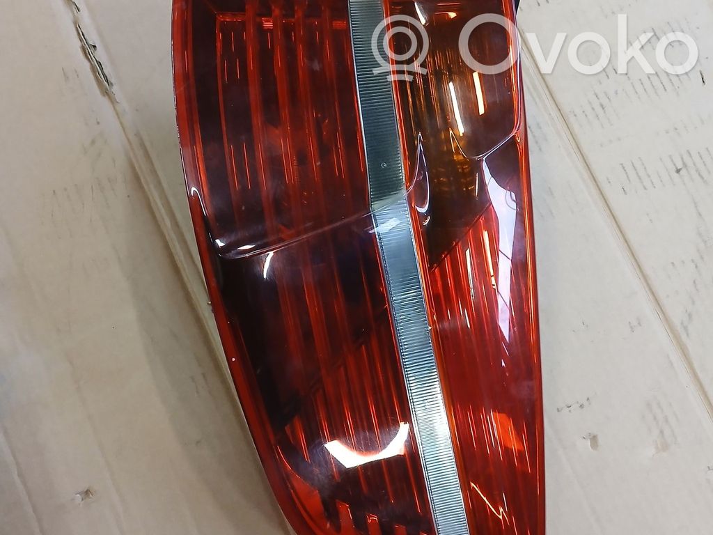 BMW 5 E60 E61 Galinis žibintas kėbule 