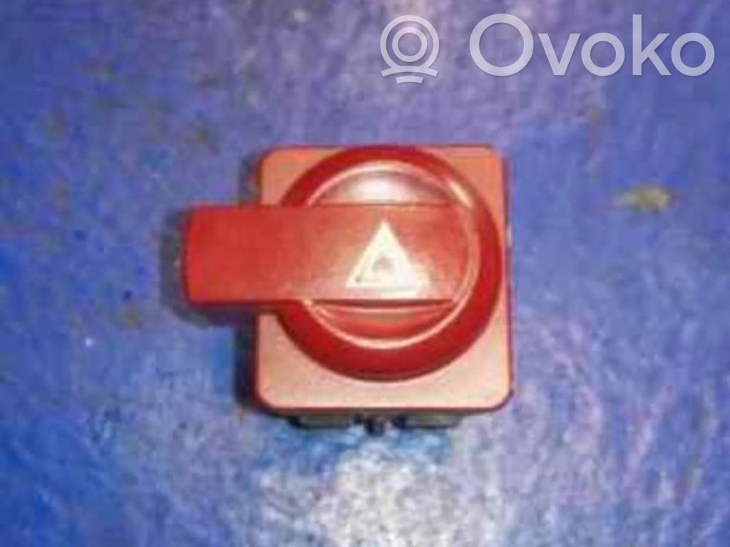 Botón interruptor de luz de peligro   96480877KR