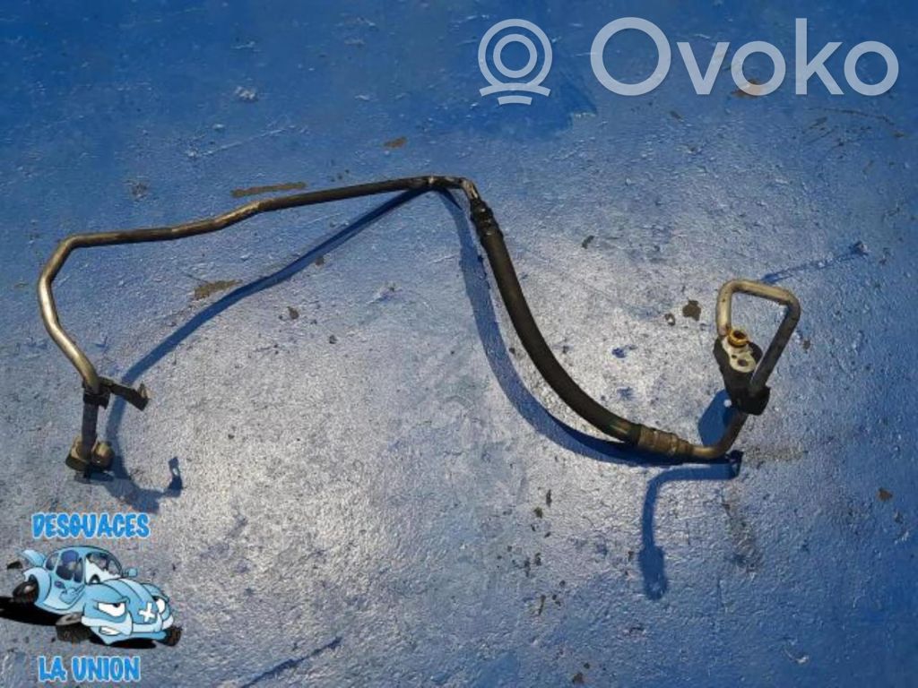 BMW 1 E81 E87 Ilmastointilaitteen putki (A/C) 