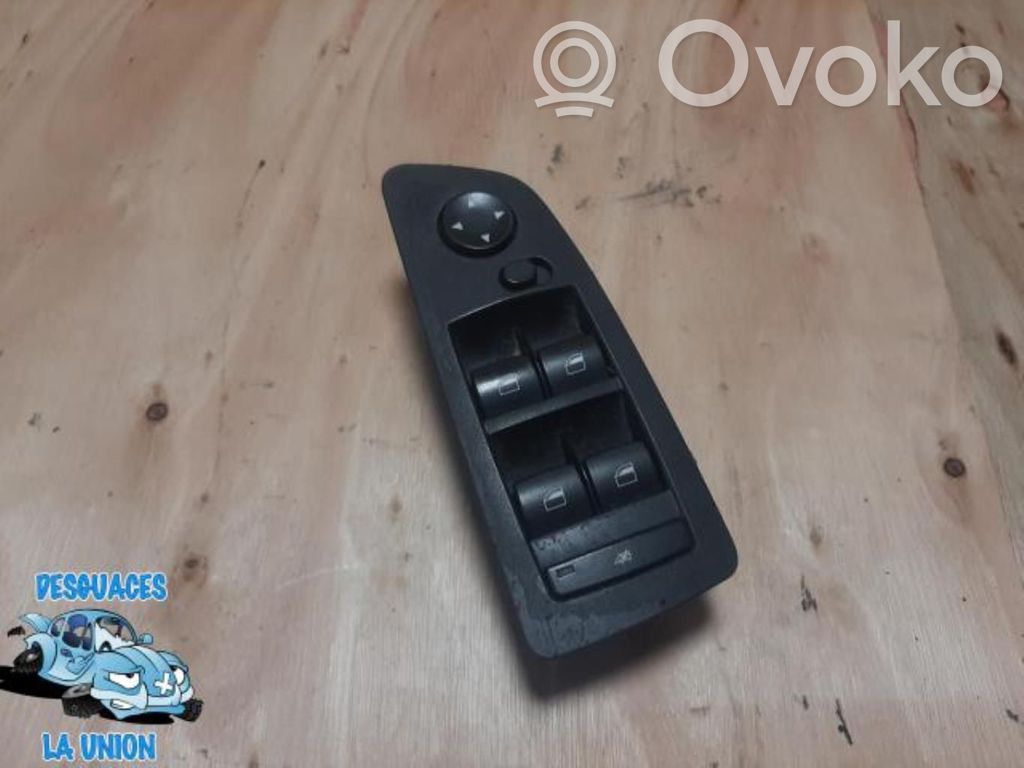 Electric window control switch   695203603