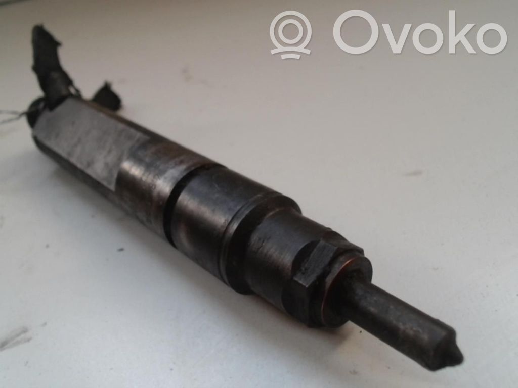 Inyector de combustible