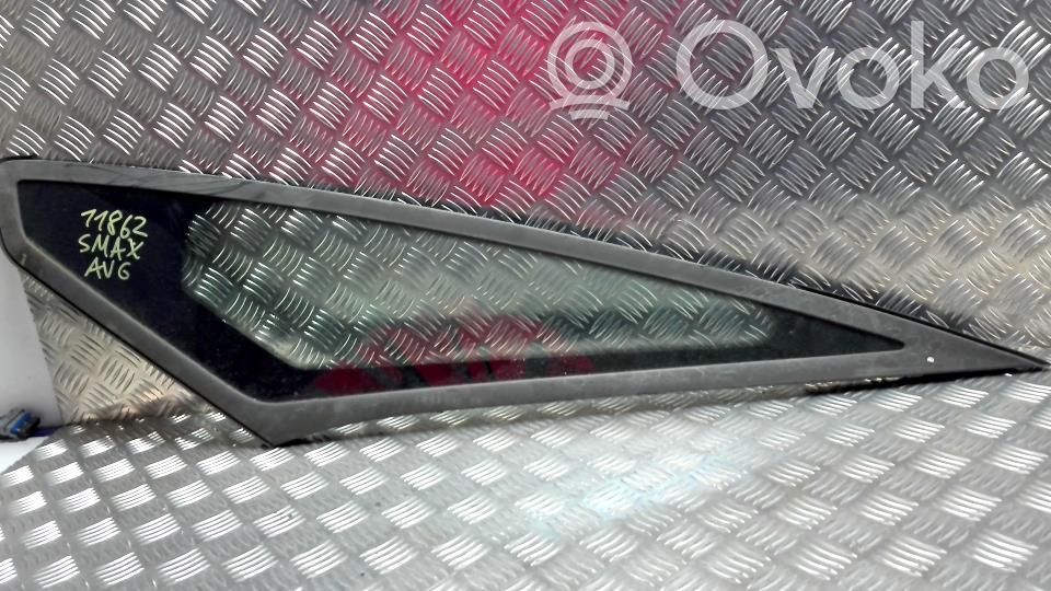 Front triangle window/glass   1542788,1542788