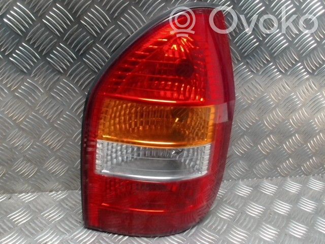 Opel Zafira A Luci posteriori
