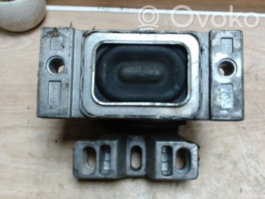 Soporte de montaje del motor
