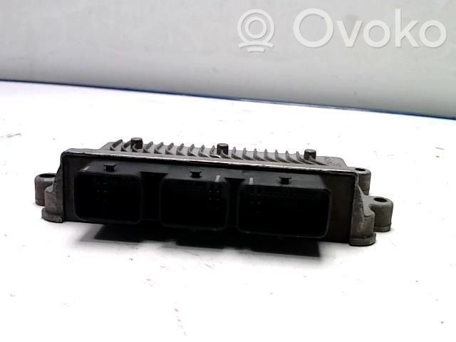 Peugeot 1007 Engine control unit/module 