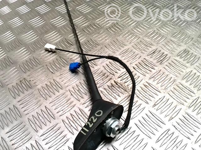 Peugeot 208 I Antenă radio 