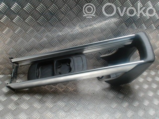 Opel Meriva B Reposabrazos 