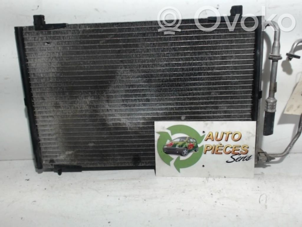 Peugeot 206 Radiatore di raffreddamento A/C (condensatore)