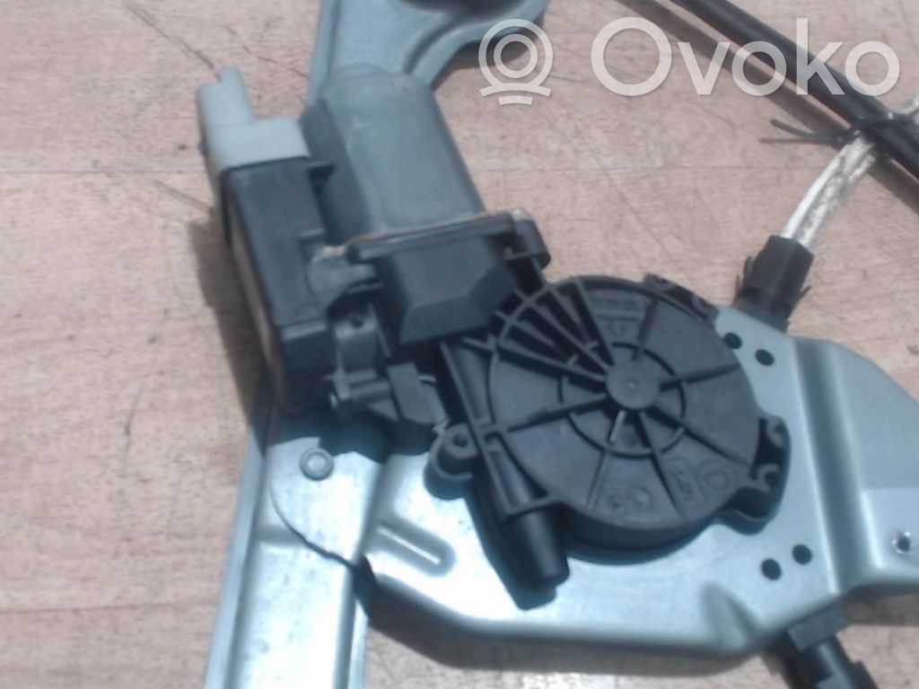 Peugeot 1007 Macara geam față fără motor 