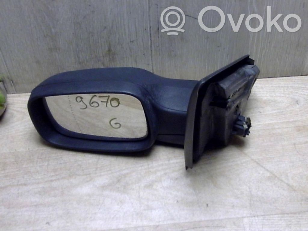 Espejo lateral manual   7701068373,7701068373
