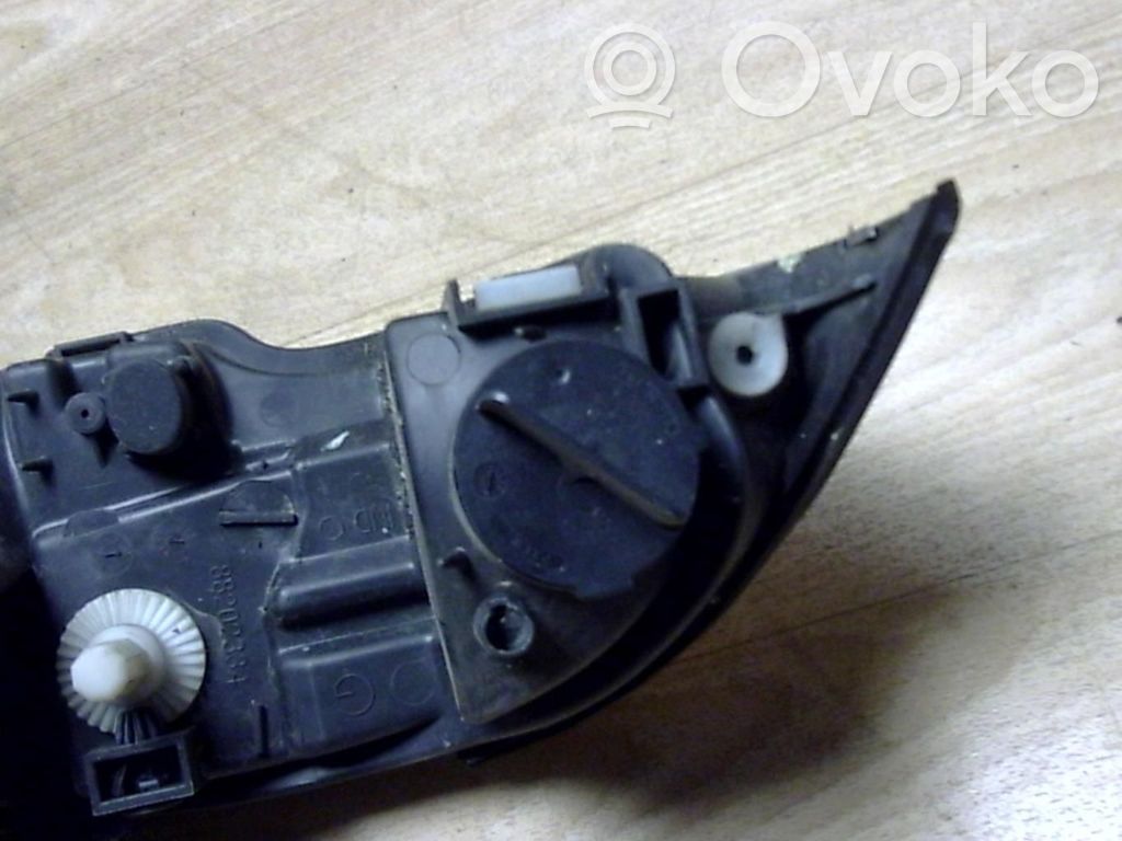 Rover 200 XV Geam far 