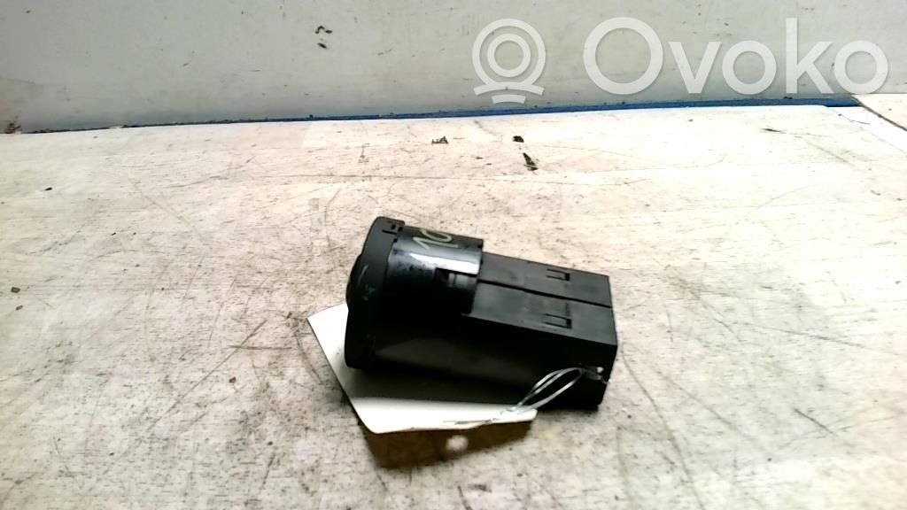 Interruptor de luz   8E19190945PR,8E19190945PR