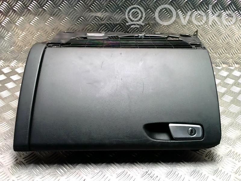 Audi A4 S4 B8 8K Guantera 